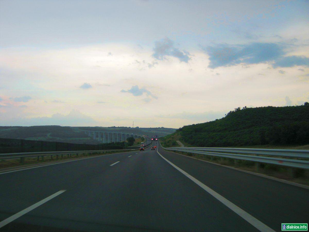 M7 viadukt Kőröshegy