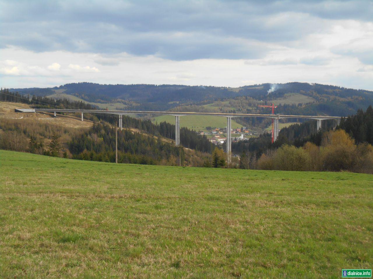 most Valy z Hrčavy (Česká republika)