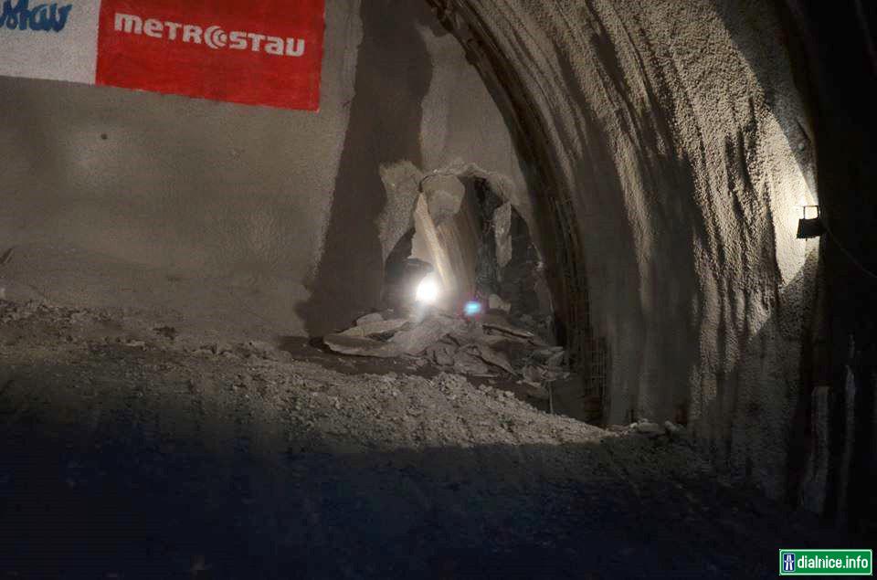Prerážka južného tubusu -tunel Zilina