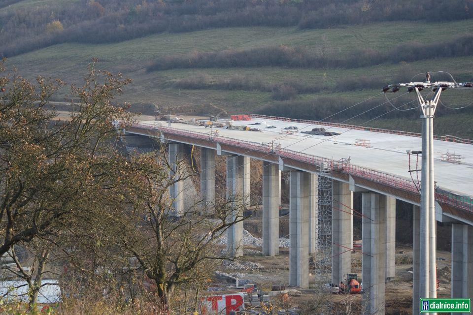 D1_FS_most v Chmiňanoch