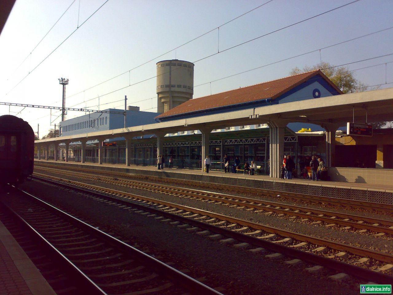 železničná stanica Nové Mesto nad Váhom