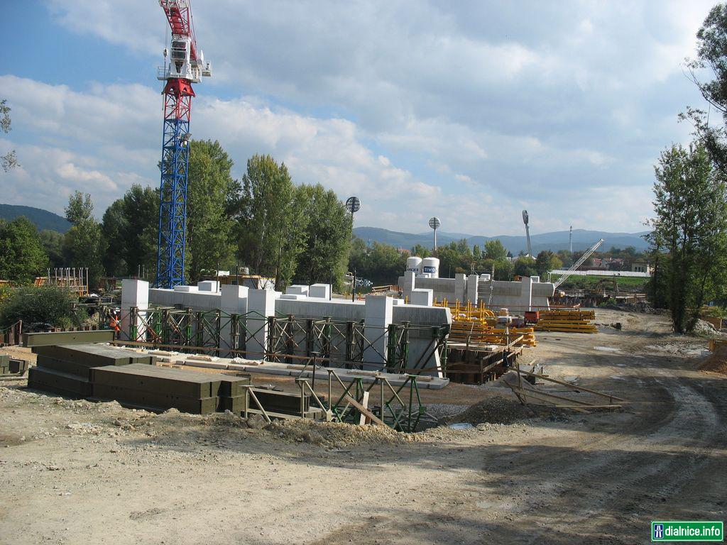 ŽSR, Modernizácia trate Zlatovce-Trenčianska Teplá 09/2013