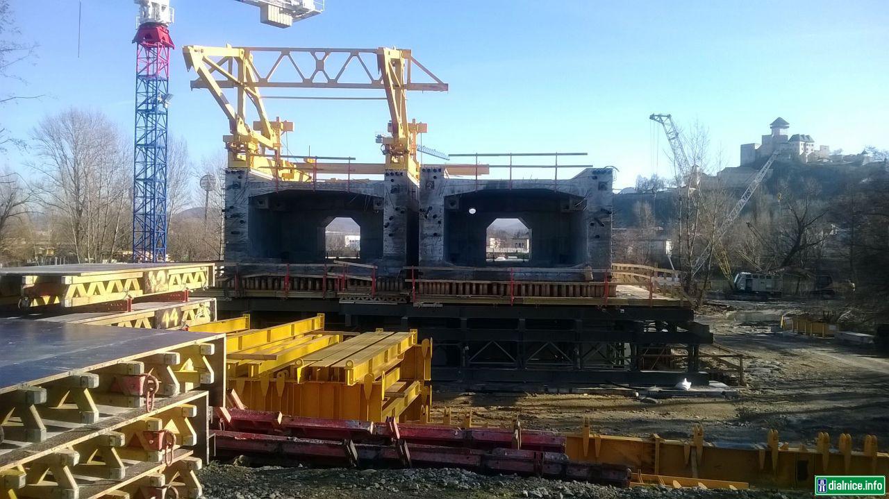 ŽSR, Modernizácia trate Zlatovce-Trenčianska Teplá 01/2014