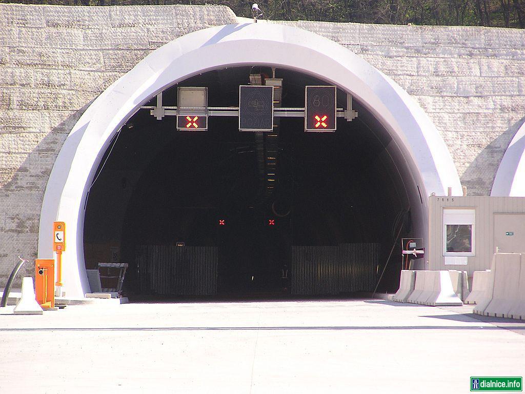 Tunel Sitiny - Severný portál - Severná rúra (smer BA->MA)