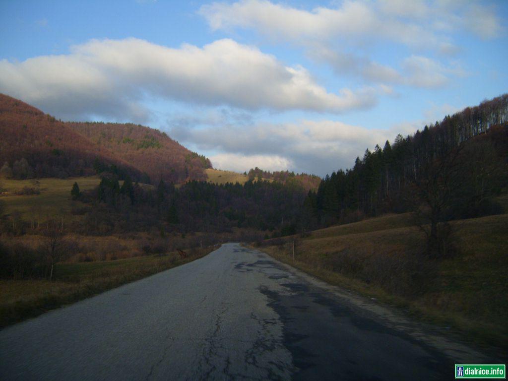 Na trase Zliechov - Čičmany (TN/ZA kraj - Strážovské vrchy)