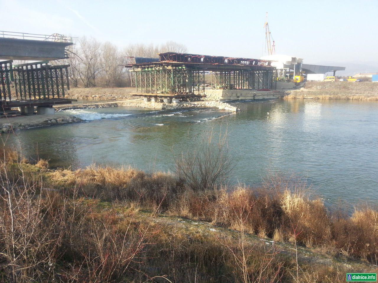 Trenčín - JZ obchvat (II/507 - Váh) 26.1.2014