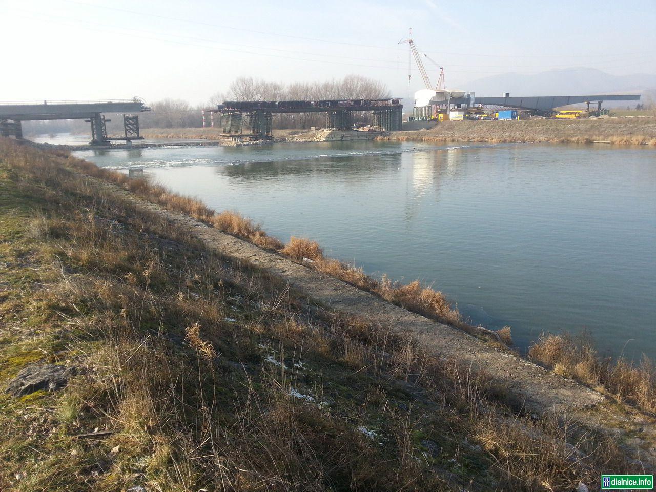 Trenčín - JZ obchvat (II/507 - Váh) 26.1.2014