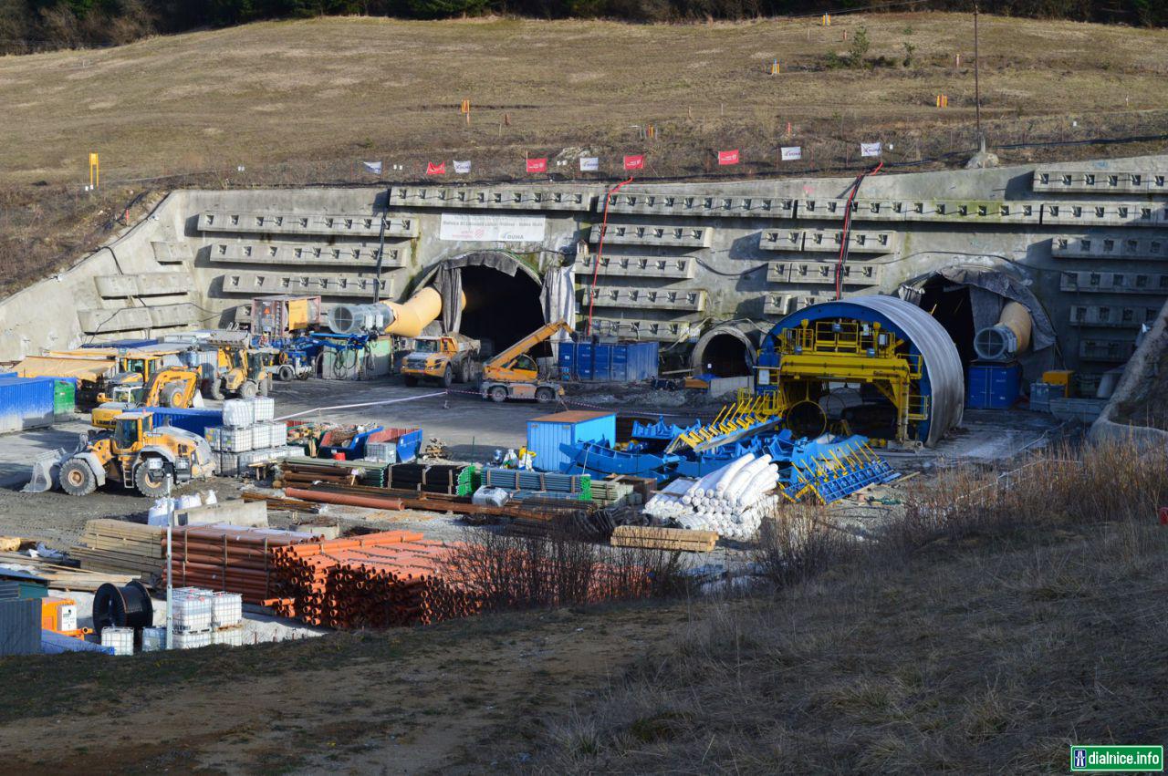 Tunel Višnové - západný portál