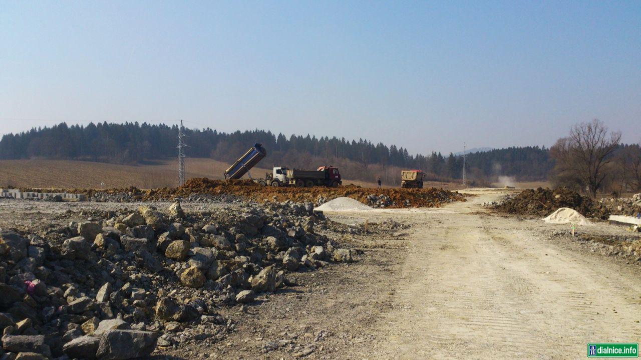 D1 v k.ú. Bánová pred tunelom Zilina