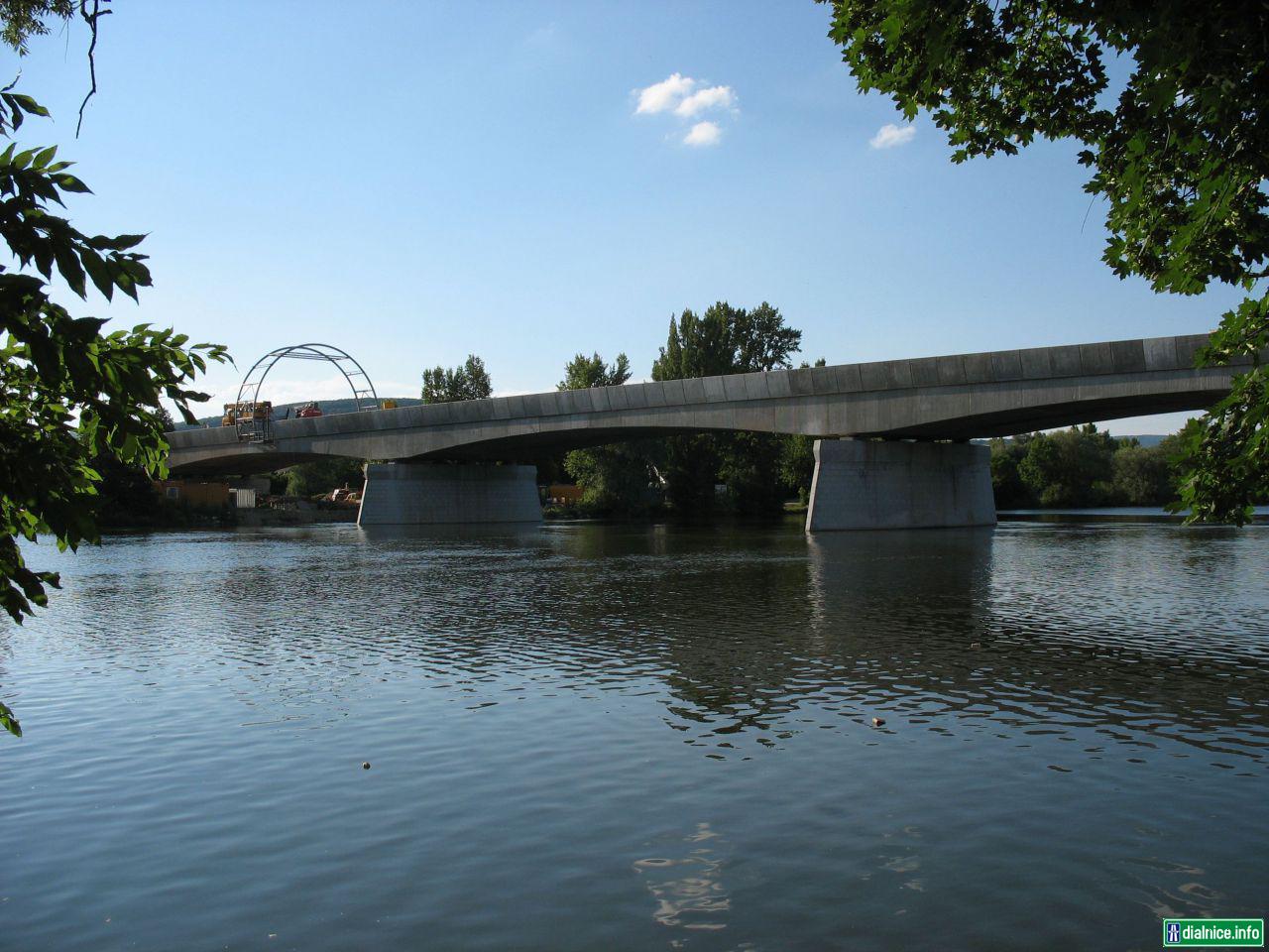 ŽSR, Modernizácia trate Zlatovce-Trenčianska Teplá 07/2016