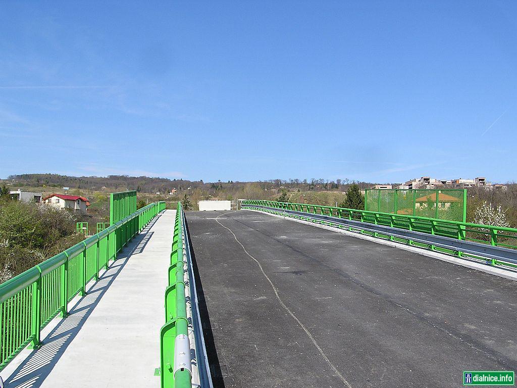Most smerom na Lamač-Rázsochy