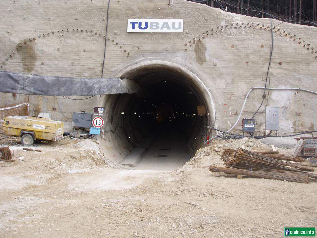 Tunel bôrik - západný portál