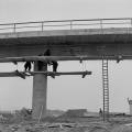 Dokončovanie cestného a železničného mosta pri Stupave